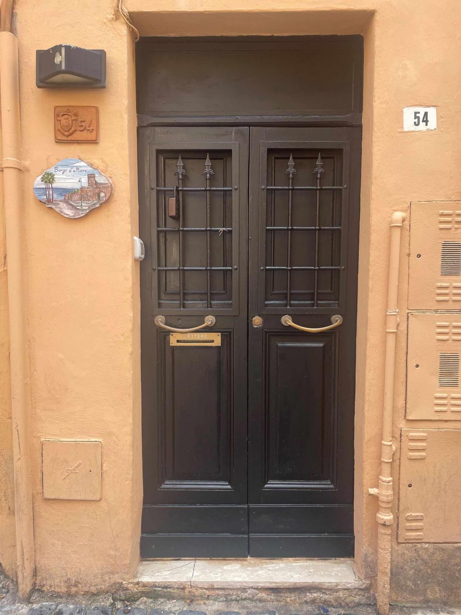 Ferienwohnung Borgo Damare Nettuno Vista Mare Exterior foto